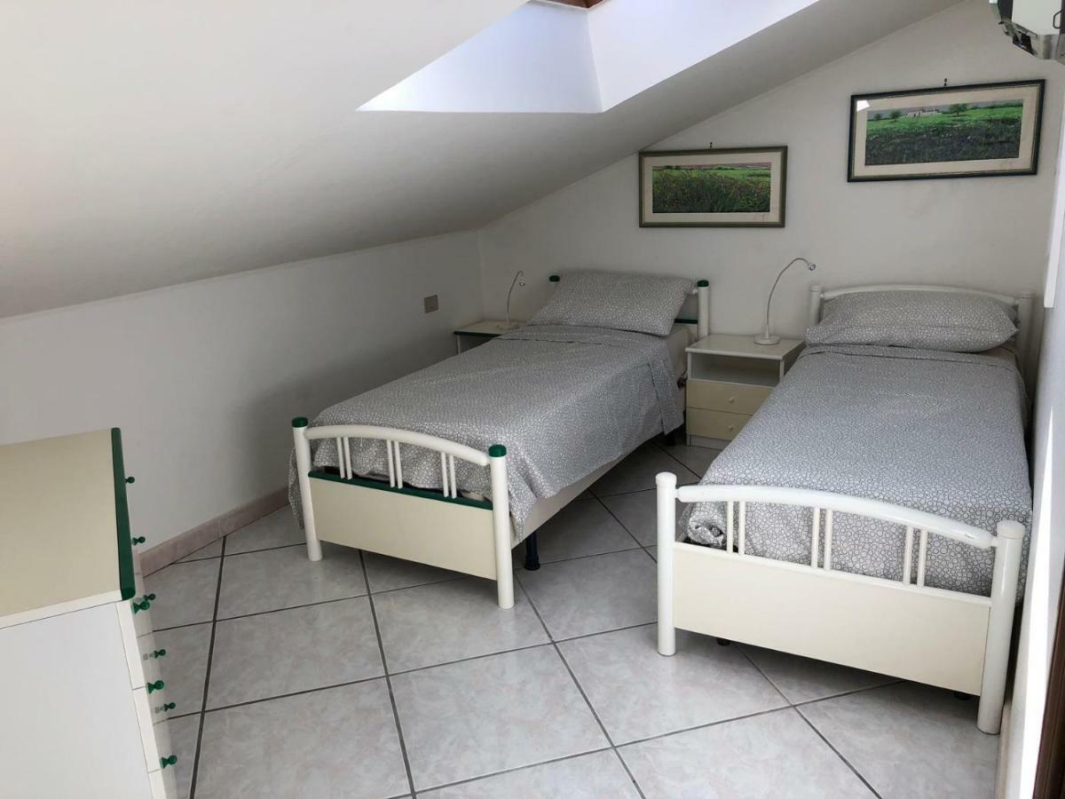 アチレアーレ Clementine'S Houseヴィラ エクステリア 写真